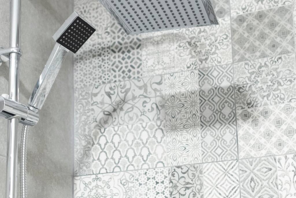 Magnifico Apartamento En Los Remedios Sevilla Buitenkant foto