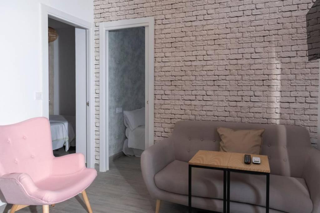 Magnifico Apartamento En Los Remedios Sevilla Buitenkant foto